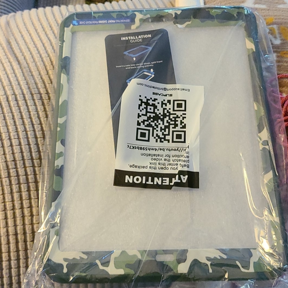 Camo iPad slipcase - Picture 2 of 3